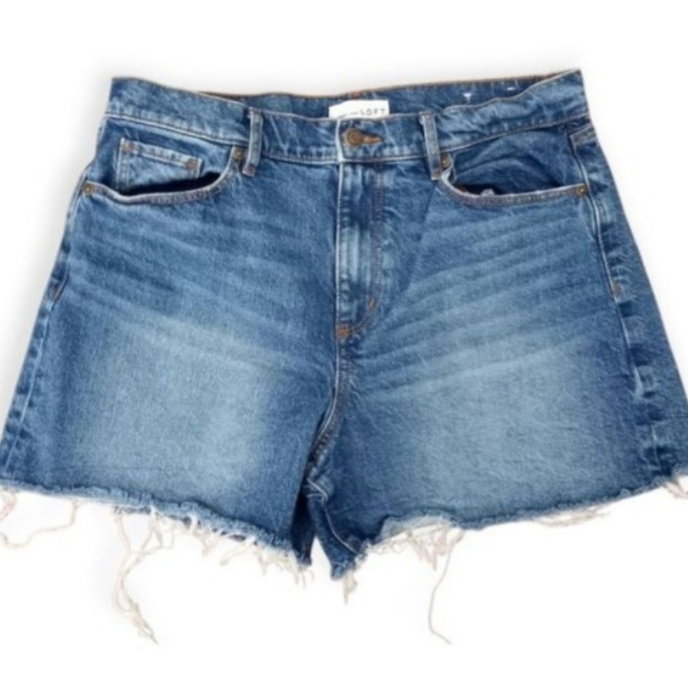 LOFT Frayed Hem Blue Jean Shorts Sz.6 EUC